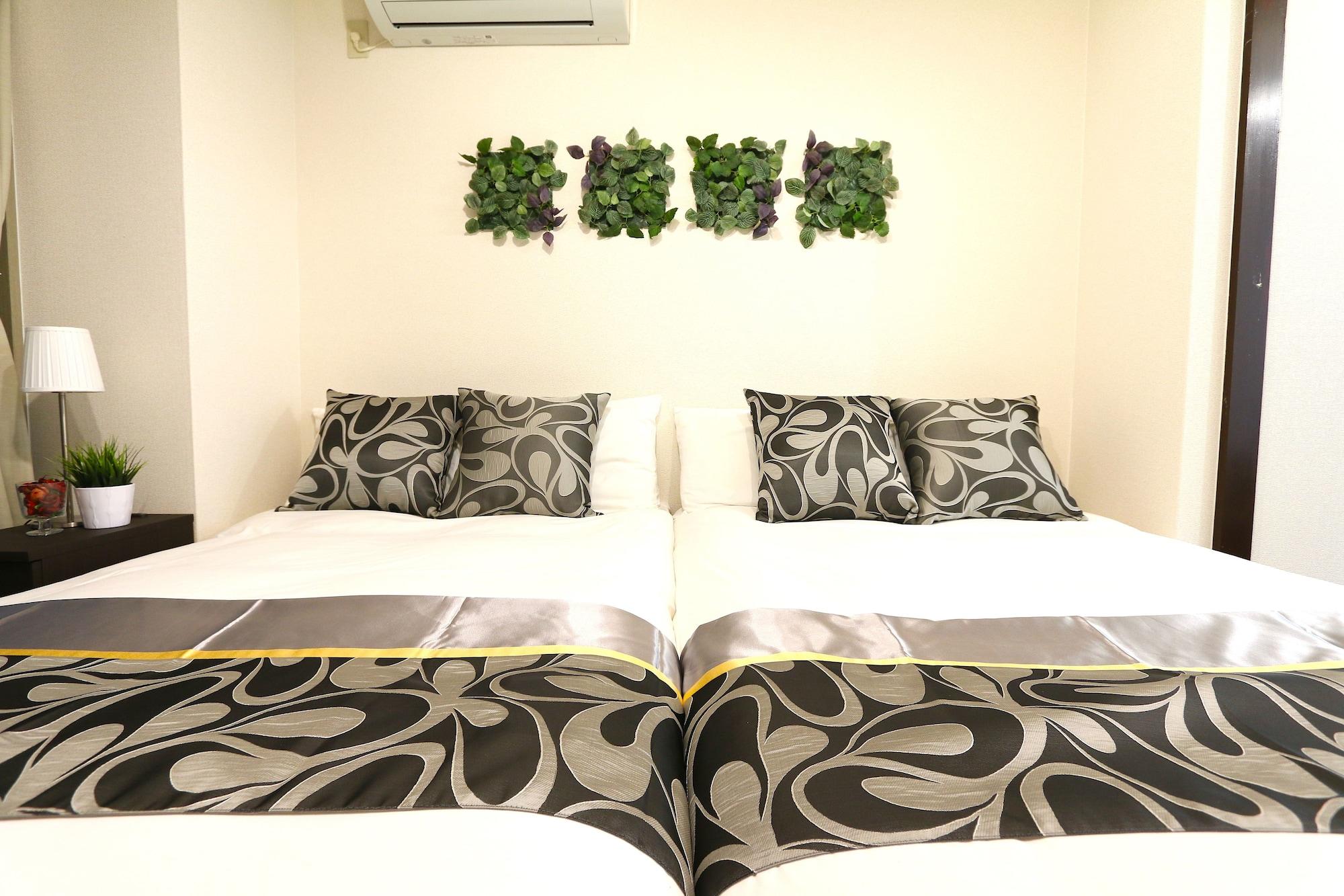Elizabeth Garden II Aparthotel Осака Екстериор снимка